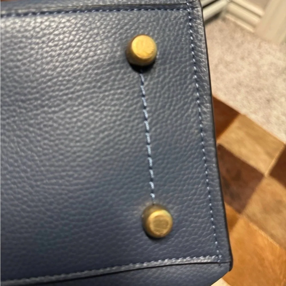 Coach willow Tote Bag purse HTF - Picture 5 of 5